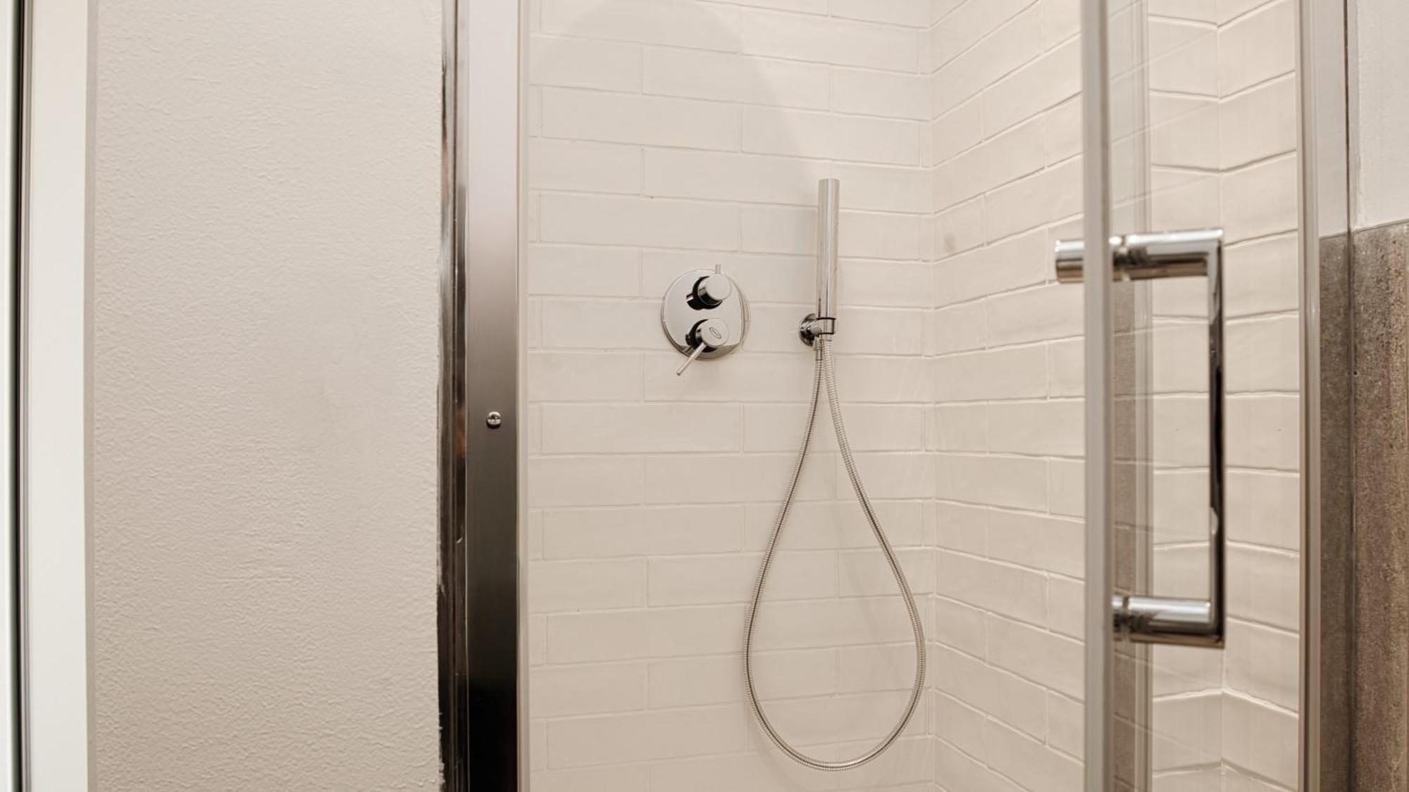 Apartment Ideal Rent - Sirtori 10 *